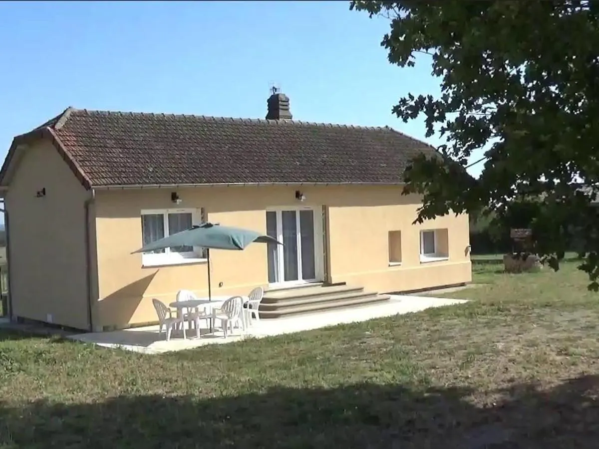 Maison Renovee Avec Jardin, Terrasse Et Wi-Fi A Coutansouze - Fr-1-489-478 Holiday home