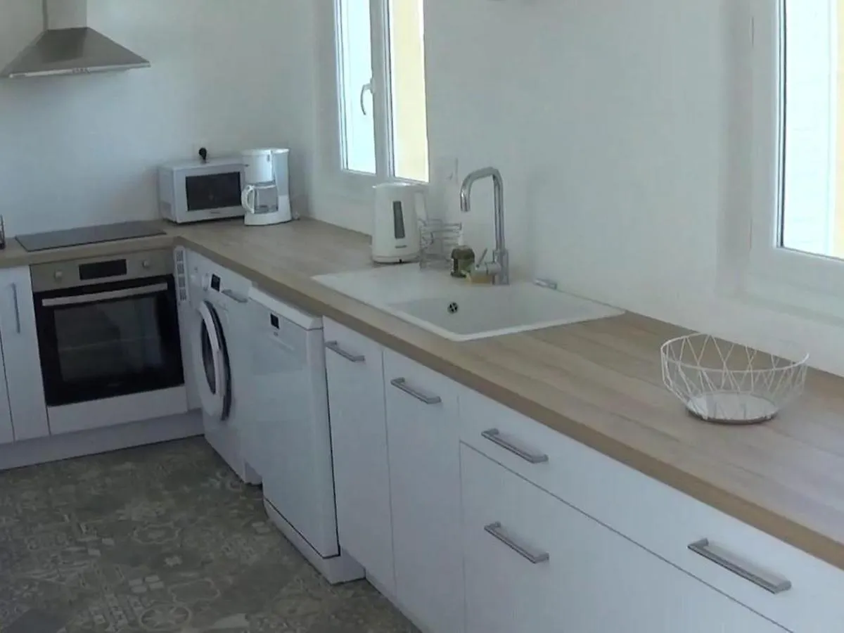 Maison Renovee Avec Jardin, Terrasse Et Wi-Fi A Coutansouze - Fr-1-489-478 0*,  France